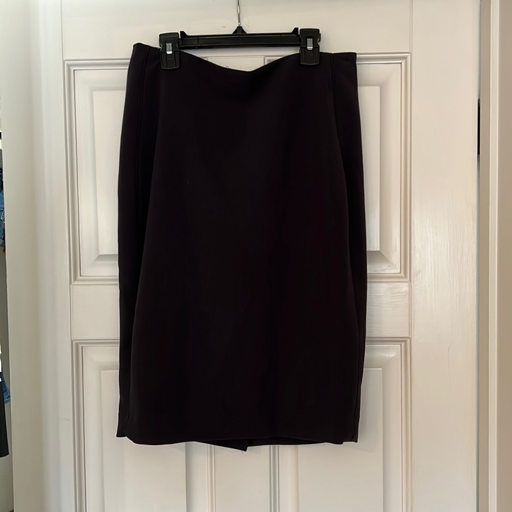 Limited skirt suit